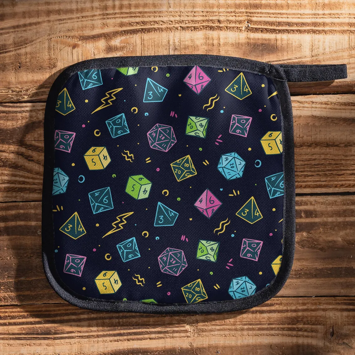 DnD Oven Mitts & Pot Holder